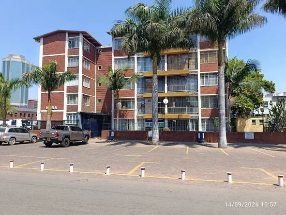 3 Bedroom Flat & Apartment
