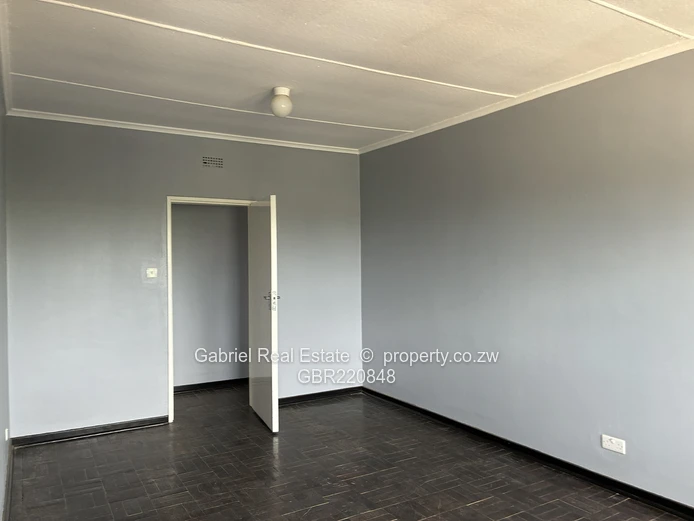 Stylish and convenient 3-bedroom apartment in the heart of the Avenues