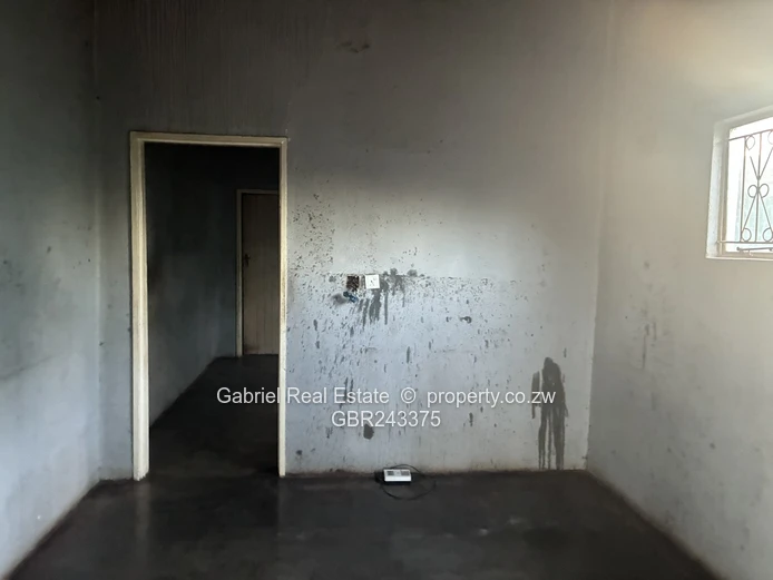 Spacious 3 bedroom home for Rent in Tshovani