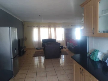 3 Bedroom Garden Flat