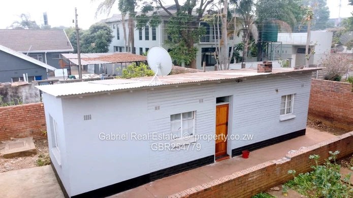  Grand 5-Bed double storey house near CBD.