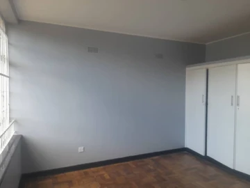 Flat & Apartment