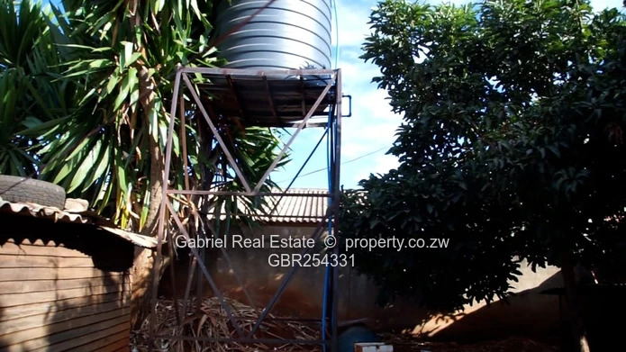 Subdivided residential stand in a built up area with tarred roads, sewer and electricity. (Sole Mandate)