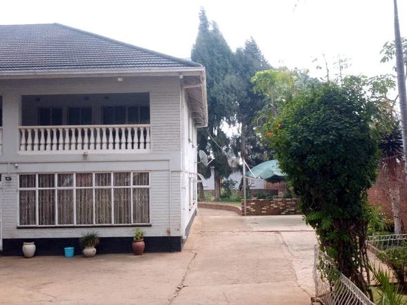5 Bedroom House