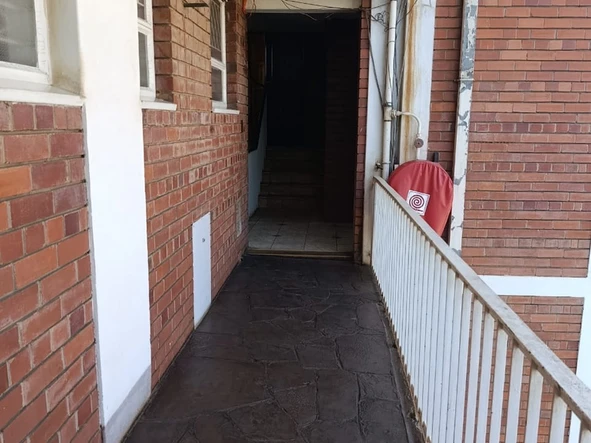 3 Bedroom Flat & Apartment