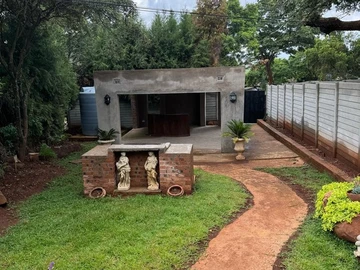 3 Bedroom Flat & Apartment