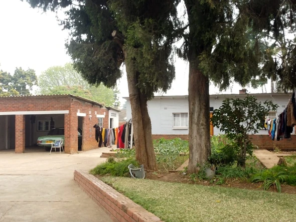 5 Bedroom House