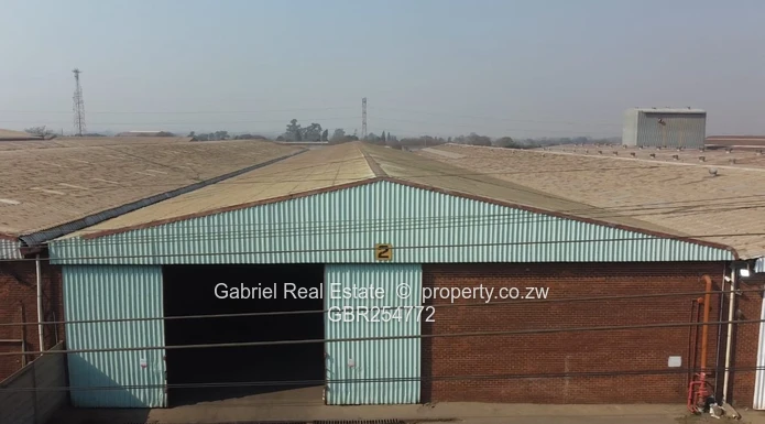 Conveniently located Warehouse & Factory along Glenagles road.