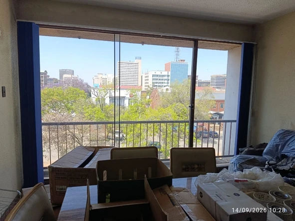 3 Bedroom Flat & Apartment