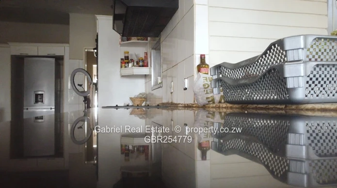  Grand 5-Bed double storey house near CBD.