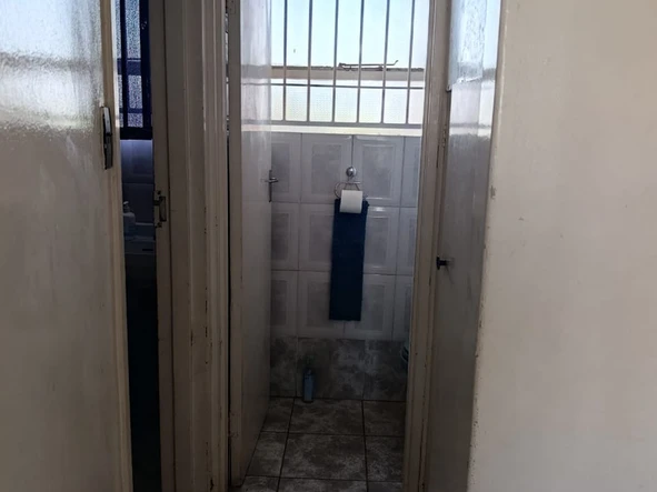 3 Bedroom Flat & Apartment