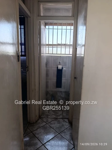 3-Bed Apartment in Harare CBD . Very ideal for  commercial and residential use.  