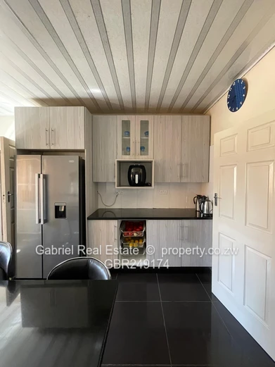 7-Bedroomed Cluster House For Sale 