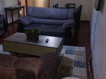 2 Bedroom Flat & Apartment