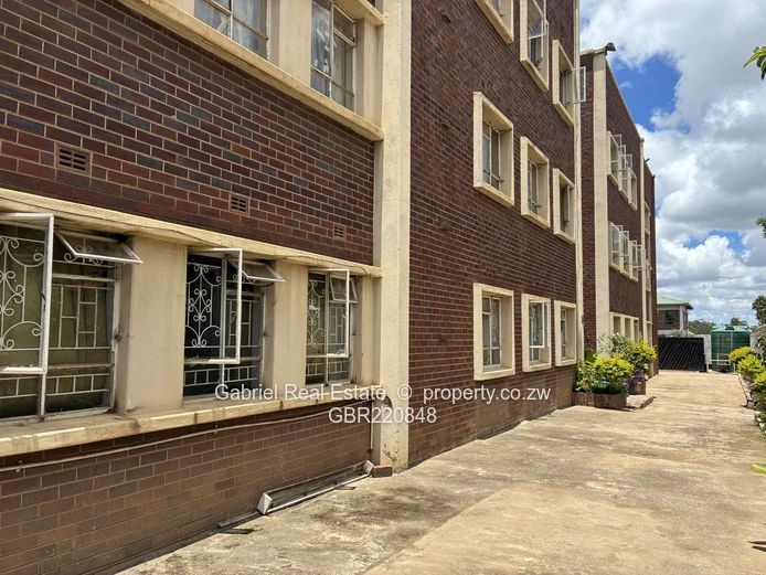 Stylish and convenient 3-bedroom apartment in the heart of the Avenues