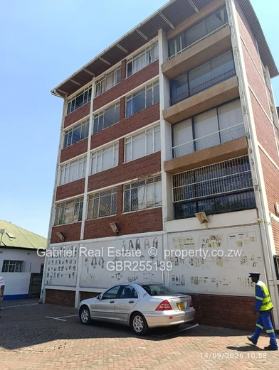 3-Bed Apartment in Harare CBD . Very ideal for  commercial and residential use.  
