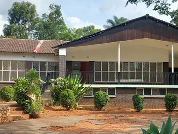 Spacious 4-Bedroom Home  in Upper Hillside, Harare East