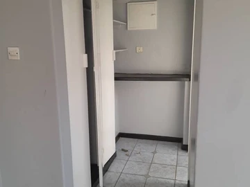 Flat & Apartment