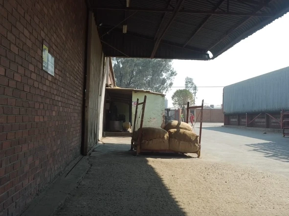 Warehouse & Factory