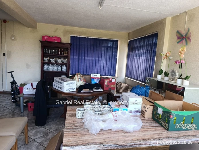 3-Bed Apartment in Harare CBD . Very ideal for  commercial and residential use.  